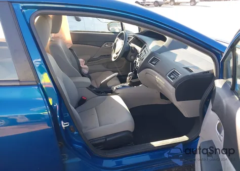 2015 Honda Civic Lx z USA, uszkodzony, nr VIN 2HGFB2F56FH517649